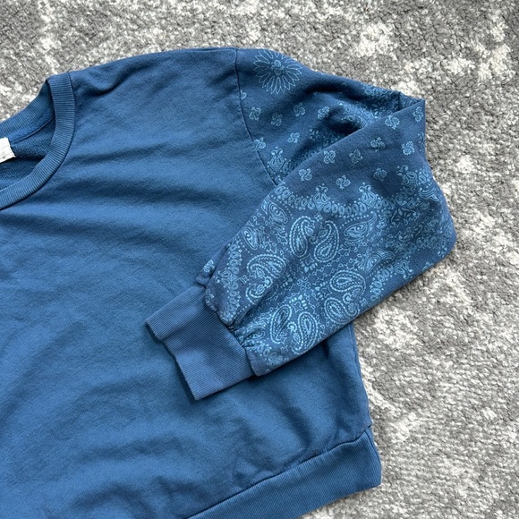 Anthropologie T.La cropped style blue sweatshirt - Picture 7 of 9